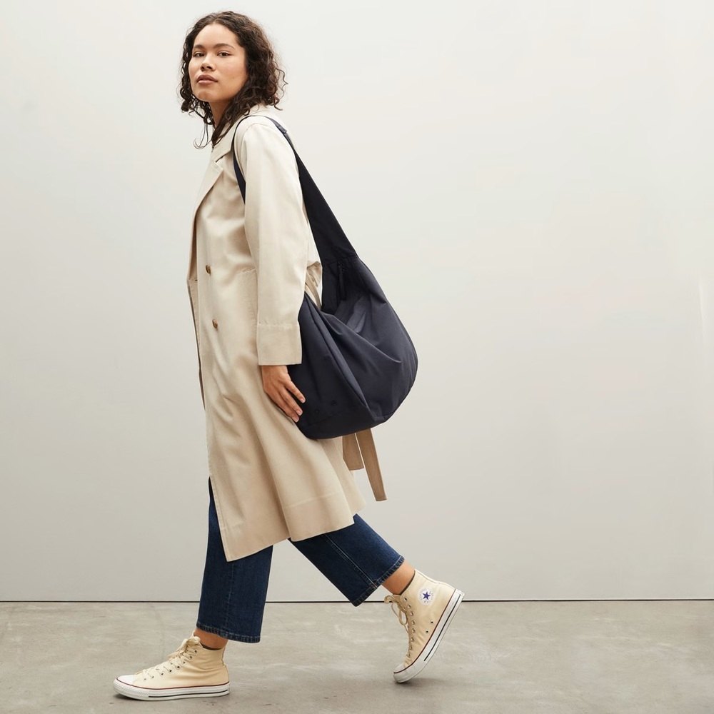 Everlane The Oversized Carryall in black